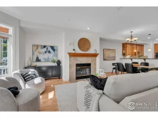 Photo #6: 1043812 Listing 