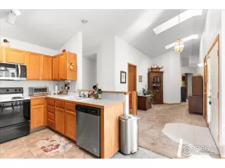 Photo #2: 1043814 Listing