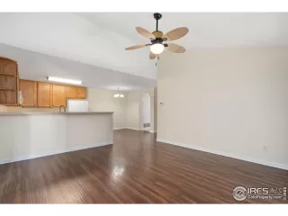 Photo #5: 1043831 Listing 