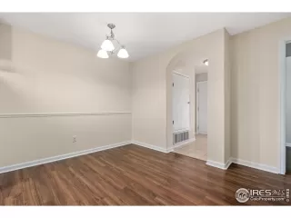 Photo #6: 1043831 Listing 