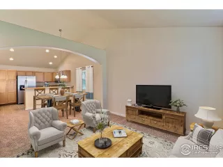 Photo #5: 1043835 Listing 