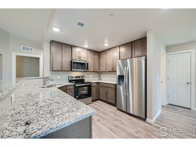 MLS: 1043934 Condo For Sale