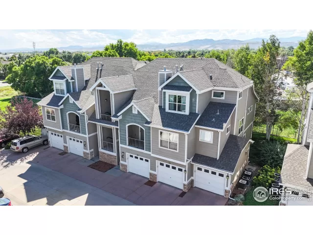 MLS: 1043957 Condo For Sale