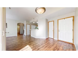 Photo #5: 1043957 Listing 