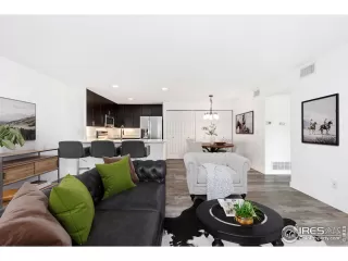 Photo #5: 1043975 Listing 