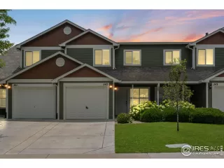 Photo #2: 1043986 Listing