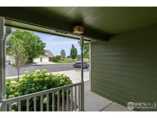 Photo #5: 1043986 Listing