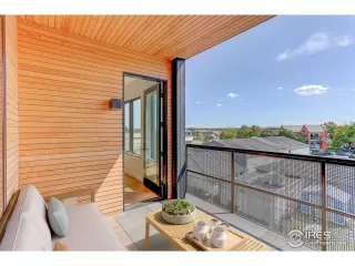 Photo #3: 1044043 Listing 