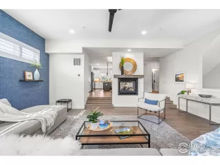 Photo #5: 1044061 Listing 