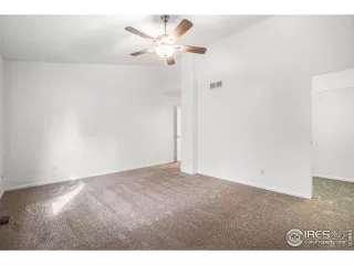 Photo #5: 1044133 Listing 