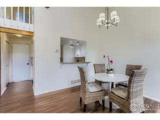 Photo #5: 1044145 Listing