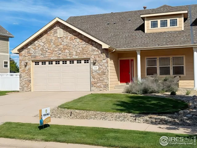 MLS: 1044153 Condo For Sale