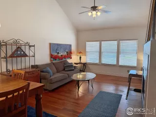 Photo #2: 1044153 Listing 