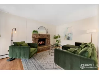 Photo #3: 1044188 Listing 