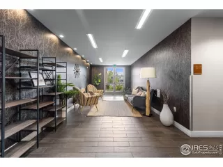 Photo #3: 1044213 Listing