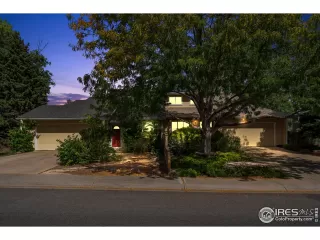 Photo #1: 1044228 Listing