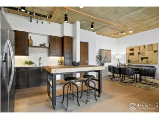 Photo #4: 1044237 Listing 