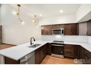 Photo #3: 1044256 Listing 