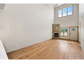 Photo #4: 1044272 Listing 