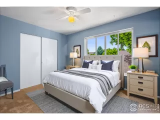 Photo #4: 1044280 Listing