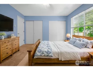 Photo #6: 1044280 Listing