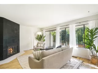 Photo #1: 1044376 Listing 