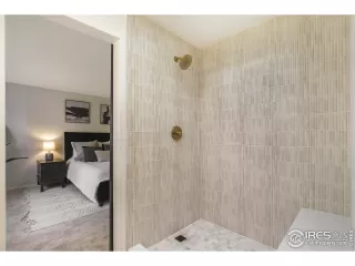 Photo #5: 1044376 Listing 