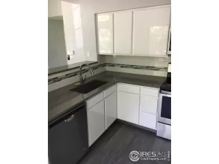 Photo #6: 1044420 Listing 