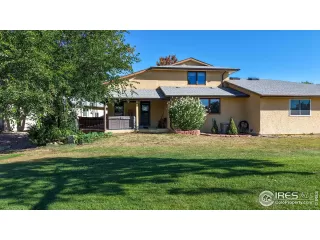 Photo #2: 1044471 Listing