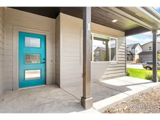 Photo #2: 1044531 Listing