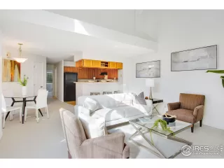 Photo #1: 1044575 Listing 