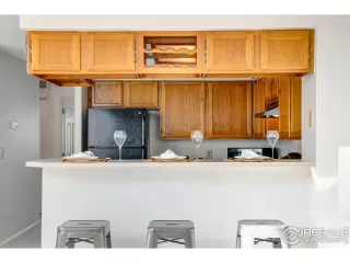 Photo #5: 1044575 Listing 