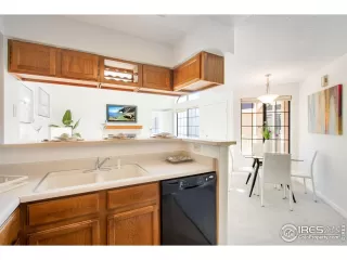 Photo #6: 1044575 Listing 