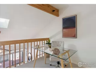 Photo #6: 1044607 Listing