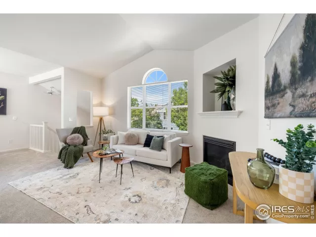 MLS: 1044666 Condo For Sale