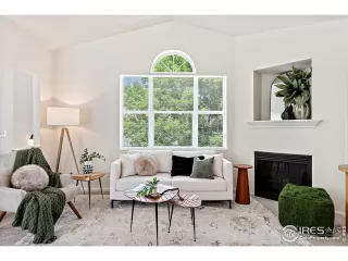 Photo #6: 1044666 Listing 