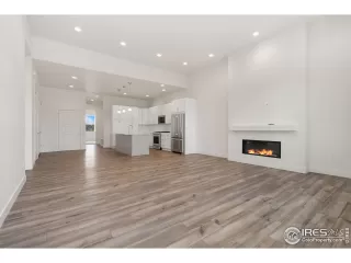 Photo #3: 1044718 Listing 