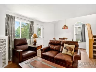 Photo #3: 1044759 Listing 