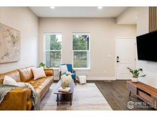 Photo #5: 1044786 Listing 