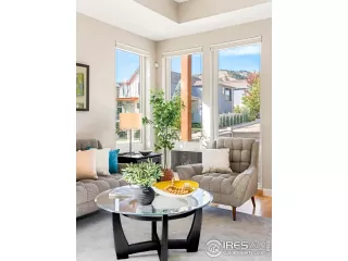 Photo #5: 1044822 Listing 