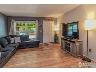 Photo #2: 1044826 Listing 