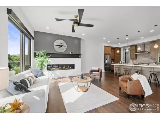 Photo #2: 1044898 Listing 