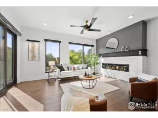 Photo #3: 1044898 Listing 