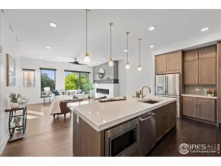 Photo #4: 1044898 Listing 