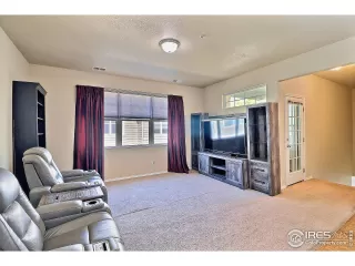 Photo #4: 1044923 Listing 