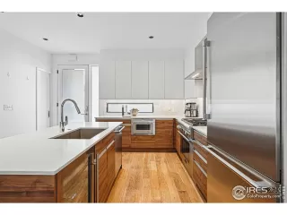 Photo #3: 1044985 Listing 