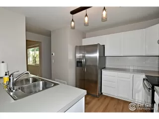 Photo #6: 1044990 Listing