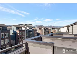 Photo #3: 1044996 Listing