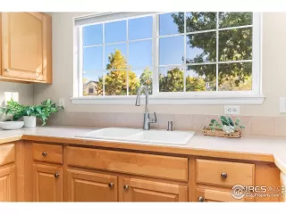 Photo #6: 1045061 Listing 