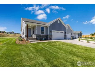 More Details about MLS # 1045067 : 5700 2ND ST RD GREELEY CO 80634